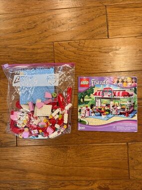 LEGO Friends City Park Cafe'